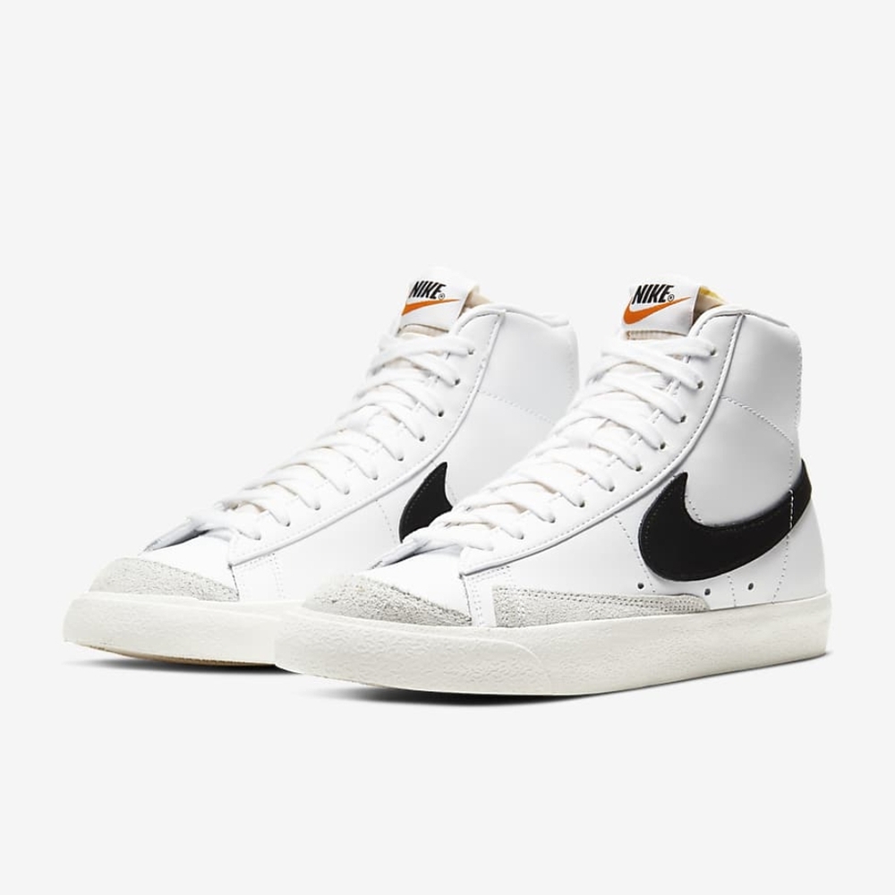 Women's Nike Blazer Mid '77 size 8